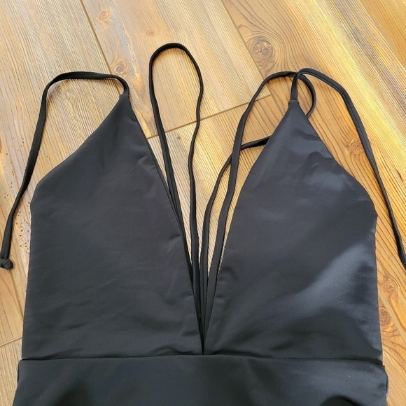NEW Siempre Golden Trestles One Piece in Black Size M - Picture 6 of 8